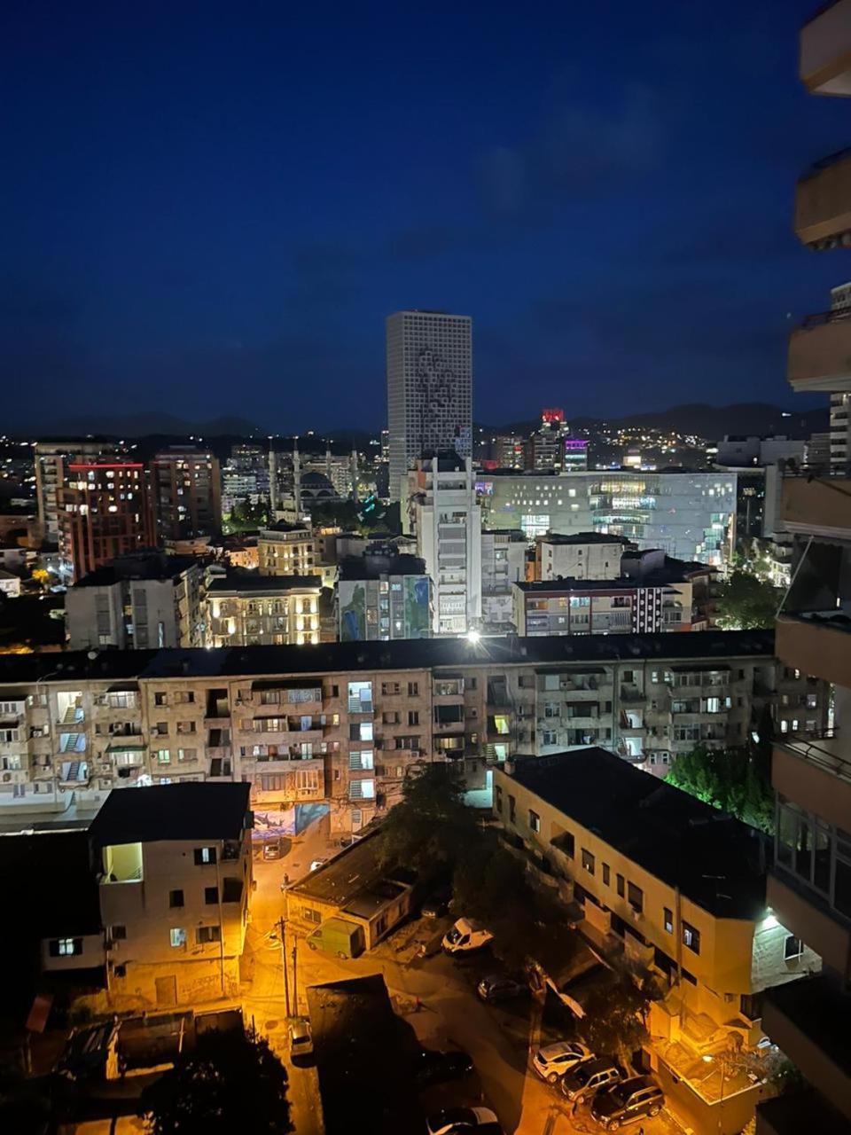 Tirana Centre Lions Gate 4 Apartment エクステリア 写真